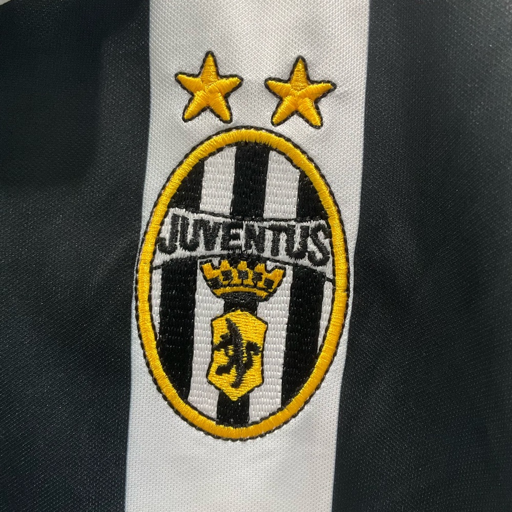 JUVENTUS MENS ZIDANE 1999/00 JERSEY - Picture 2 of 3